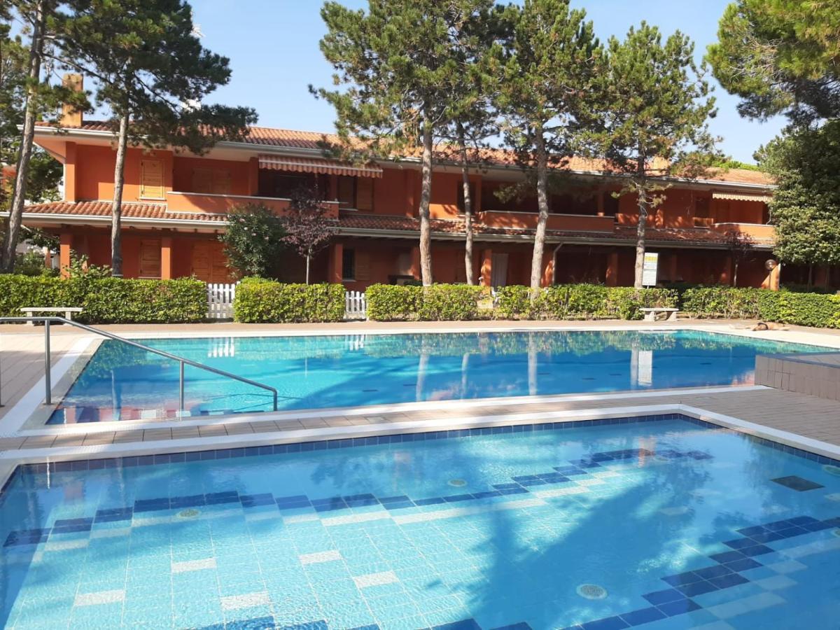 Sa Di Mare Apartment Bibione Bagian luar foto